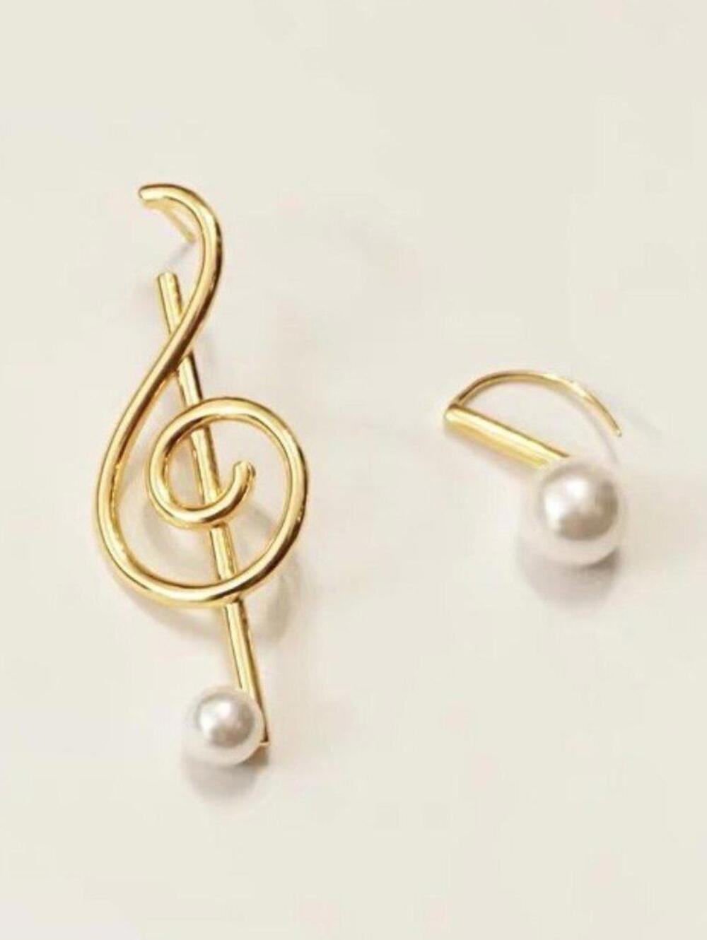 Music Note Pearl Asymmetric Earrings Treble Clef Note